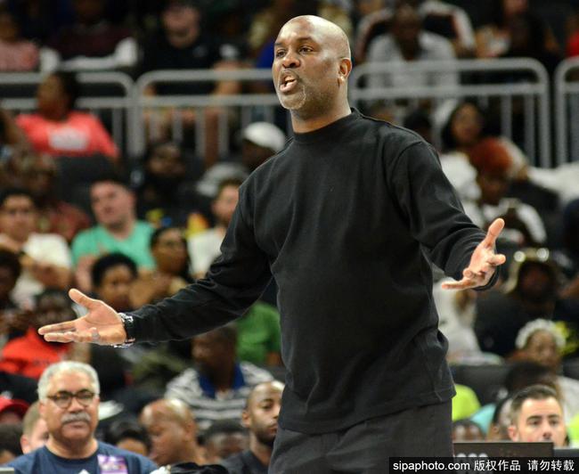 他既能够在 他既能够在