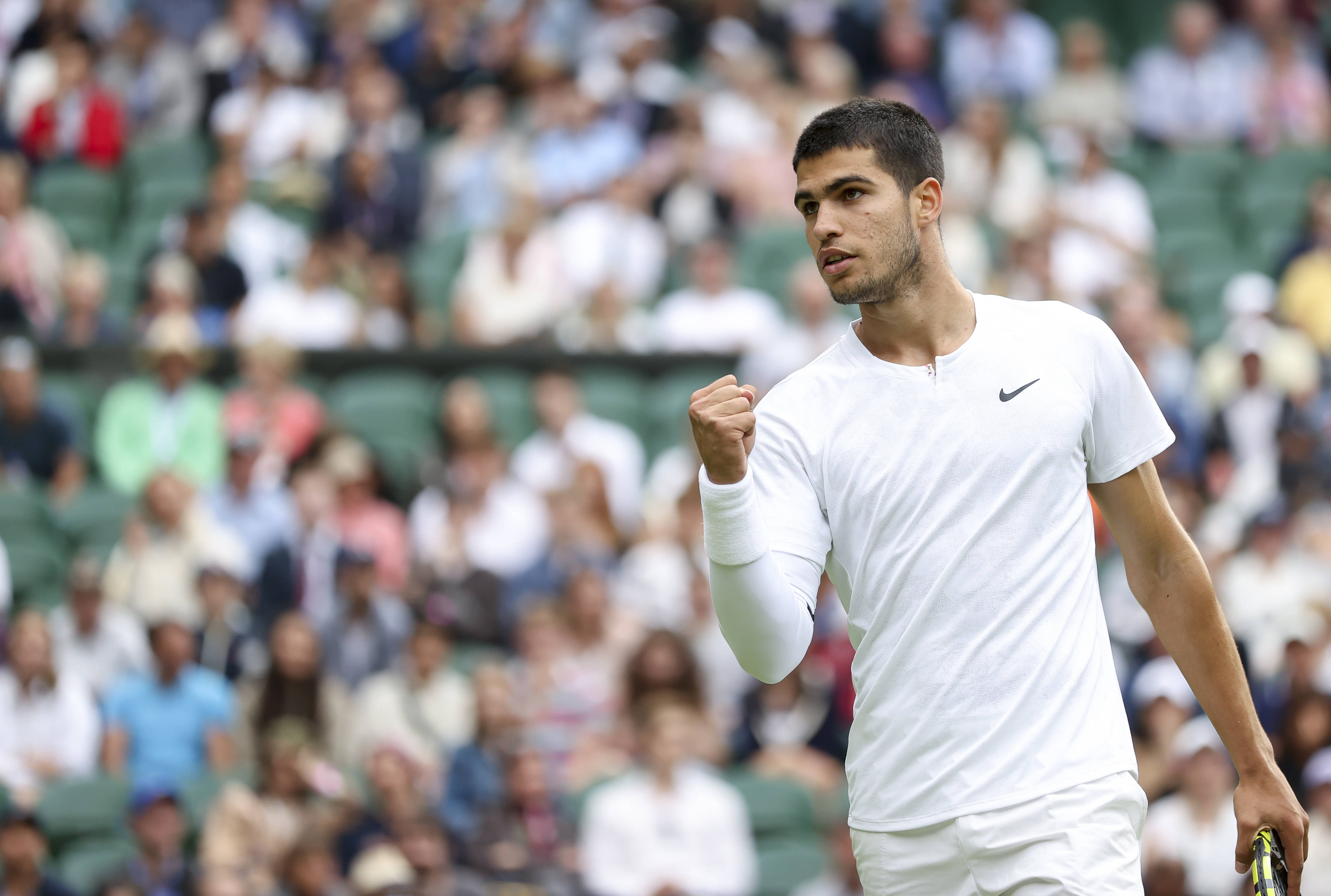 再通过传球 再通过传球