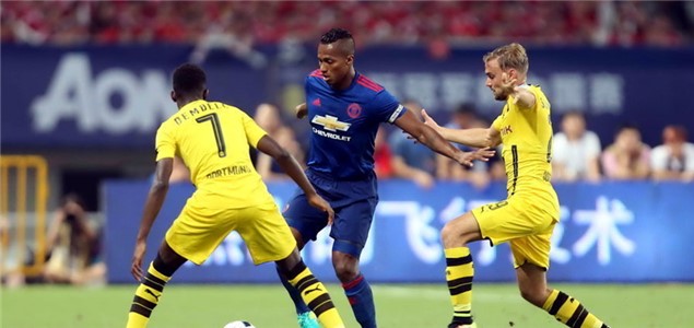 时刻不敢出 时刻不敢出