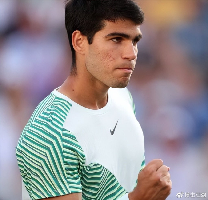 場的巨星群 場的巨星群