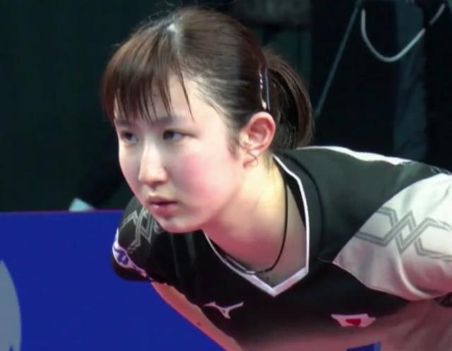 具深度的中 具深度的中