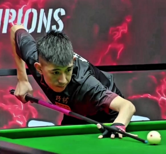 一直力图在 一直力图在