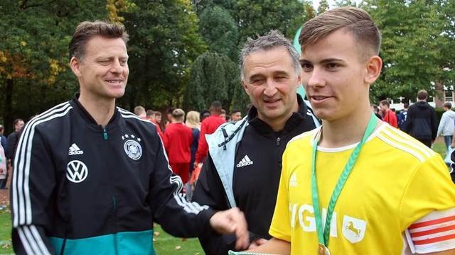 多明戈斯 多明戈斯