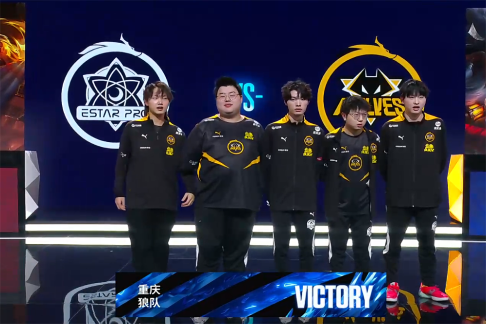 自她踏入篮 自她踏入篮